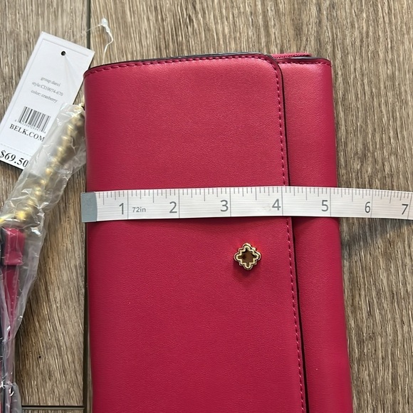 Crown & Ivy Cranberry Crossbody - Picture 7 of 9